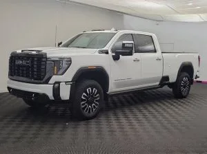 2024 GMC Sierra 3500HD Denali Ultimate — thumbnail 3