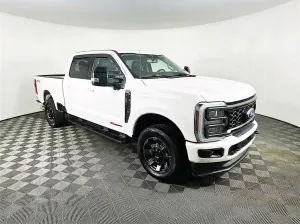 2024 Ford F-250 Super Duty Platinum — thumbnail 2