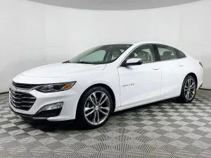 2024 Chevrolet Malibu LT — thumbnail 3