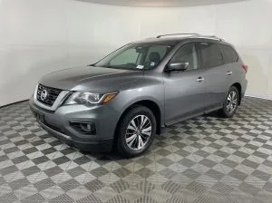 2017 Nissan Pathfinder SL — thumbnail 5
