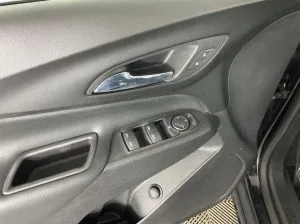 2018 Chevrolet Equinox LT — thumbnail 10