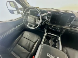 2023 Ford F-150 Raptor — thumbnail 12