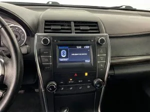 2017 Toyota Camry SE — thumbnail 11