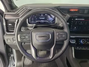 2024 GMC Sierra 2500HD Denali Ultimate — thumbnail 13