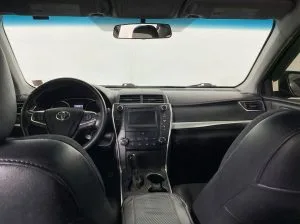 2017 Toyota Camry SE — thumbnail 14