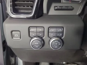 2024 GMC Sierra 2500HD Denali Ultimate — thumbnail 16