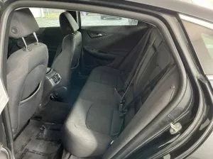 2017 Chevrolet Malibu LT — thumbnail 16