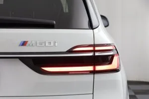 2024 BMW X7 — thumbnail 3