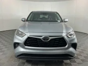 2020 Toyota Highlander L — thumbnail 1