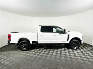 2024 Ford F-250 Super Duty Platinum — thumbnail 6