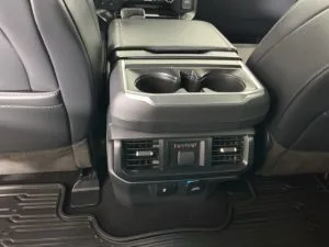 2023 Ford F-150 Raptor — thumbnail 28