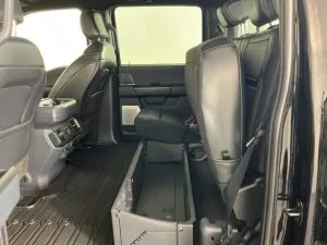 2023 Ford F-150 Raptor — thumbnail 31