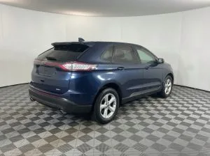 2017 Ford Edge SE — thumbnail 4