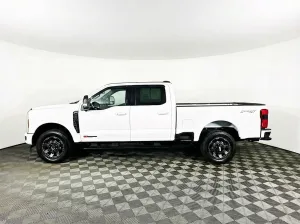 2024 Ford F-250 Super Duty Platinum — thumbnail 7