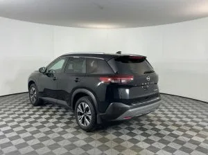 2022 Nissan Rogue SV — thumbnail 4