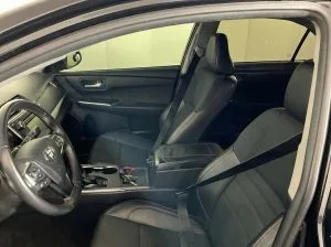 2017 Toyota Camry SE — thumbnail 8